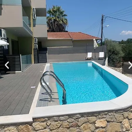 Exotic Luxury Holiday home Nikiana