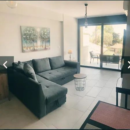 Exotic Luxury Nikiana